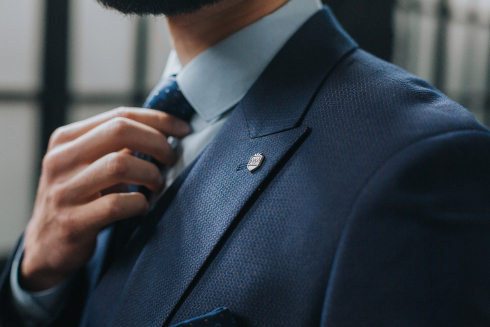 Подборка классических костюмов для школьника на торжественную линейку 1 сентября