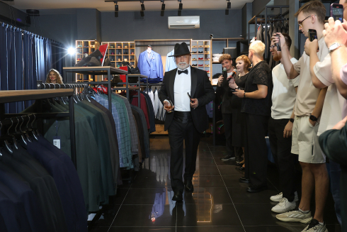 Как выглядит гардероб мужчины после 50 лет. Актуальные образы и советы