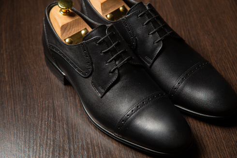 Мужская обувь для делового стиля: достойная альтернатива классическим ботинкам