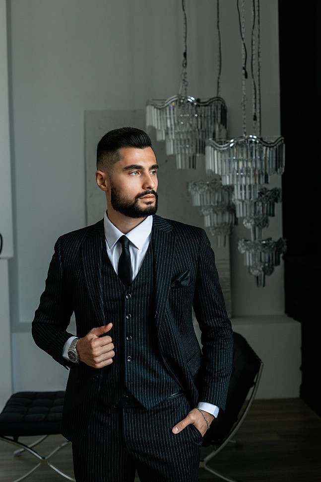 Мужской аксессуар наручные часы