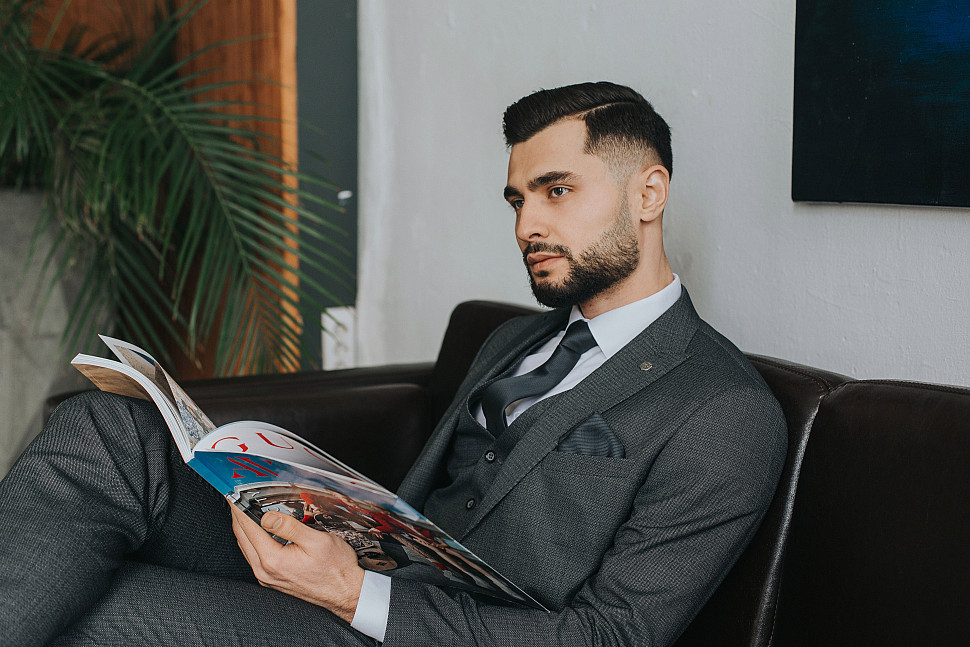 Мужской классический костюм