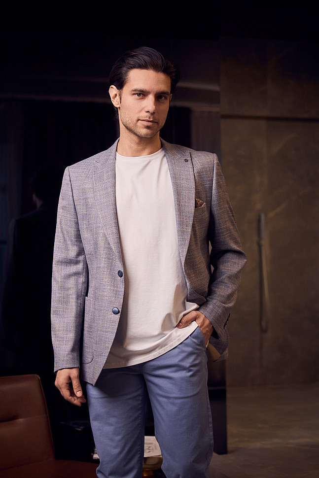 Мужская белая футболка