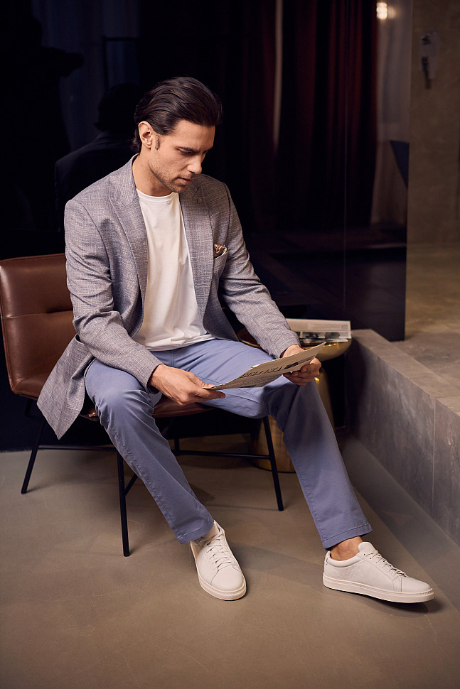 Мужская белая футболка