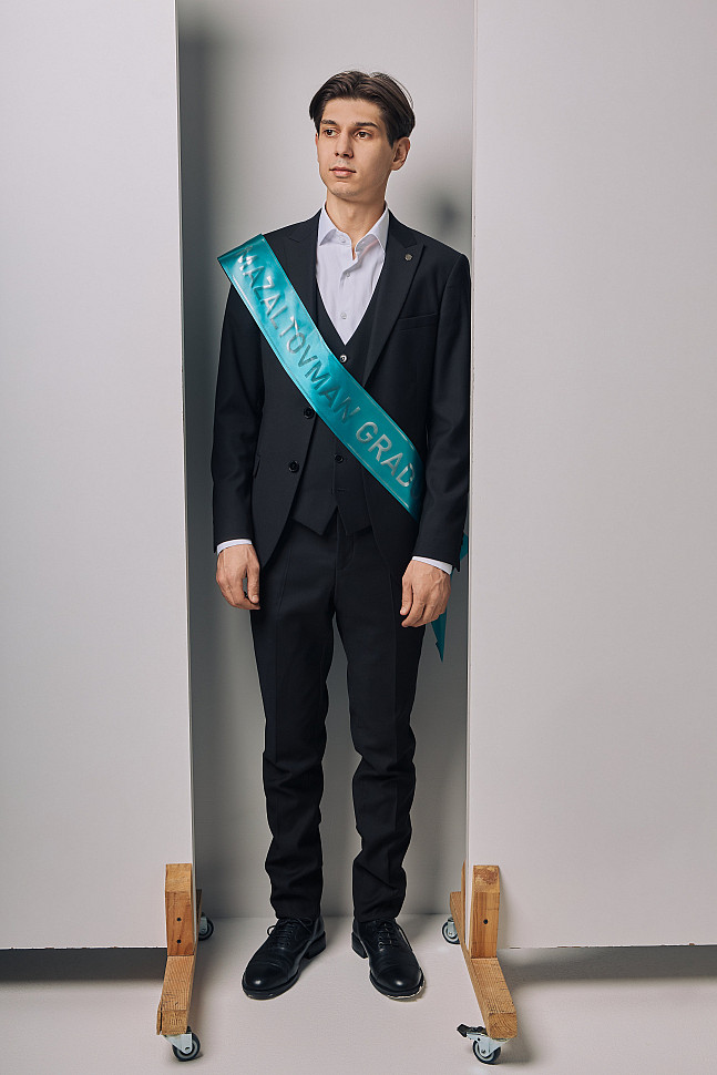 Костюм на выпускной парню