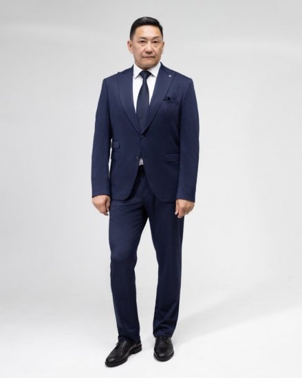 Костюм-двойка тёмно-синий в белую полоску