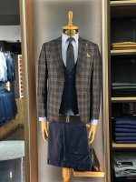 Костюм MAZALTOVMAN 3-ка Premium Черный в синюю клетку