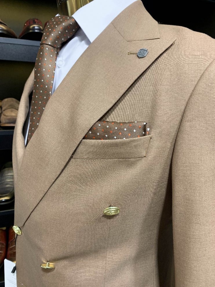 Костюм FCP 2-ка Бежевый фактурный двубортный