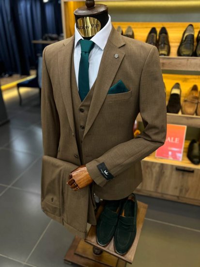 Костюм MAZALTOVMAN 3-ка тёмно-бежевый