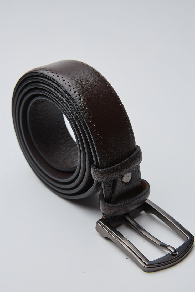 Мужской ремень темно-коричневый с перфорацией